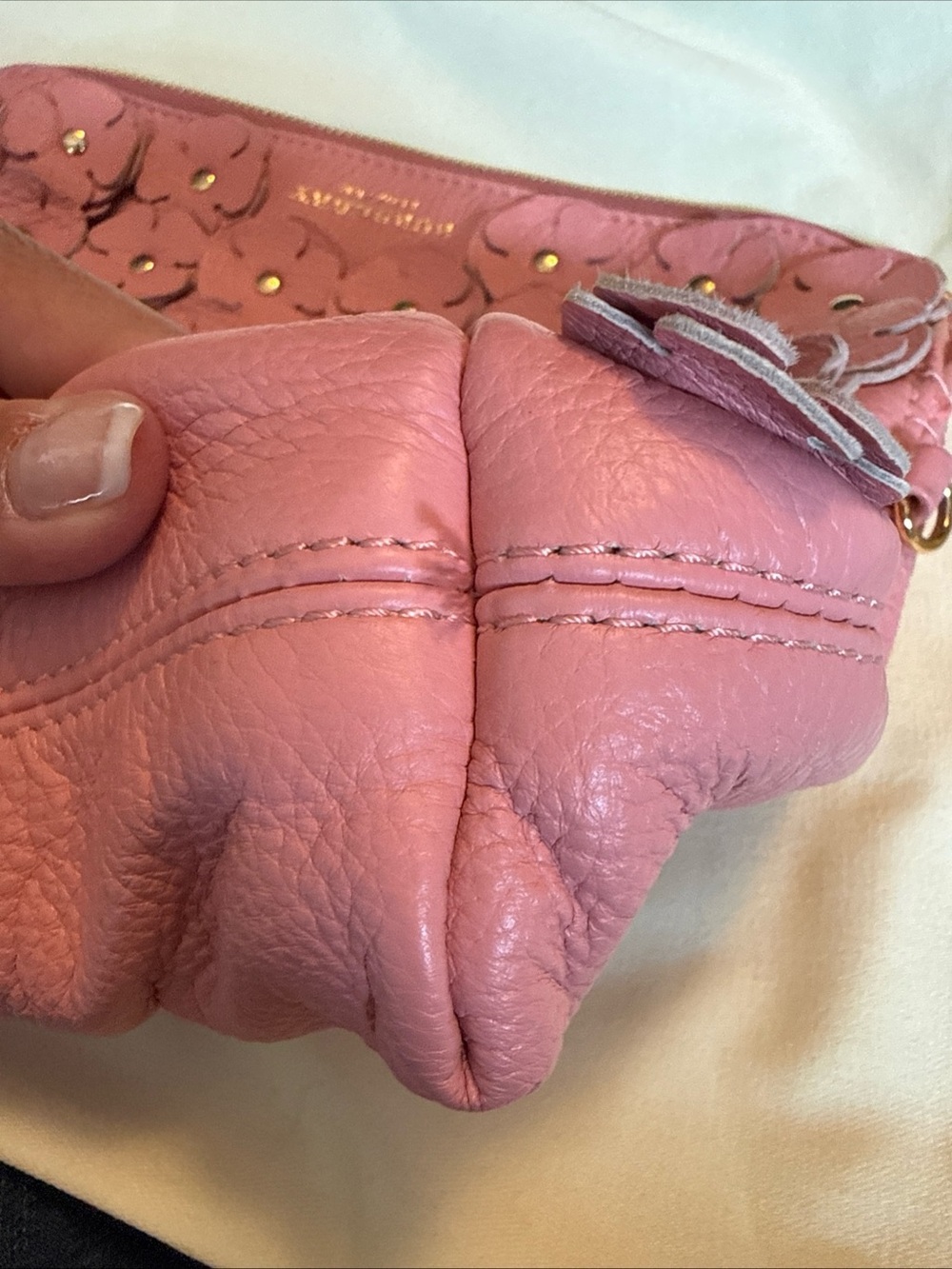 Burberry Prorsum Pink Leather Flower Petal Clutch Crossbody - Picture 5 of 6
